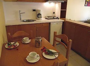 Golden Sun Appartement *